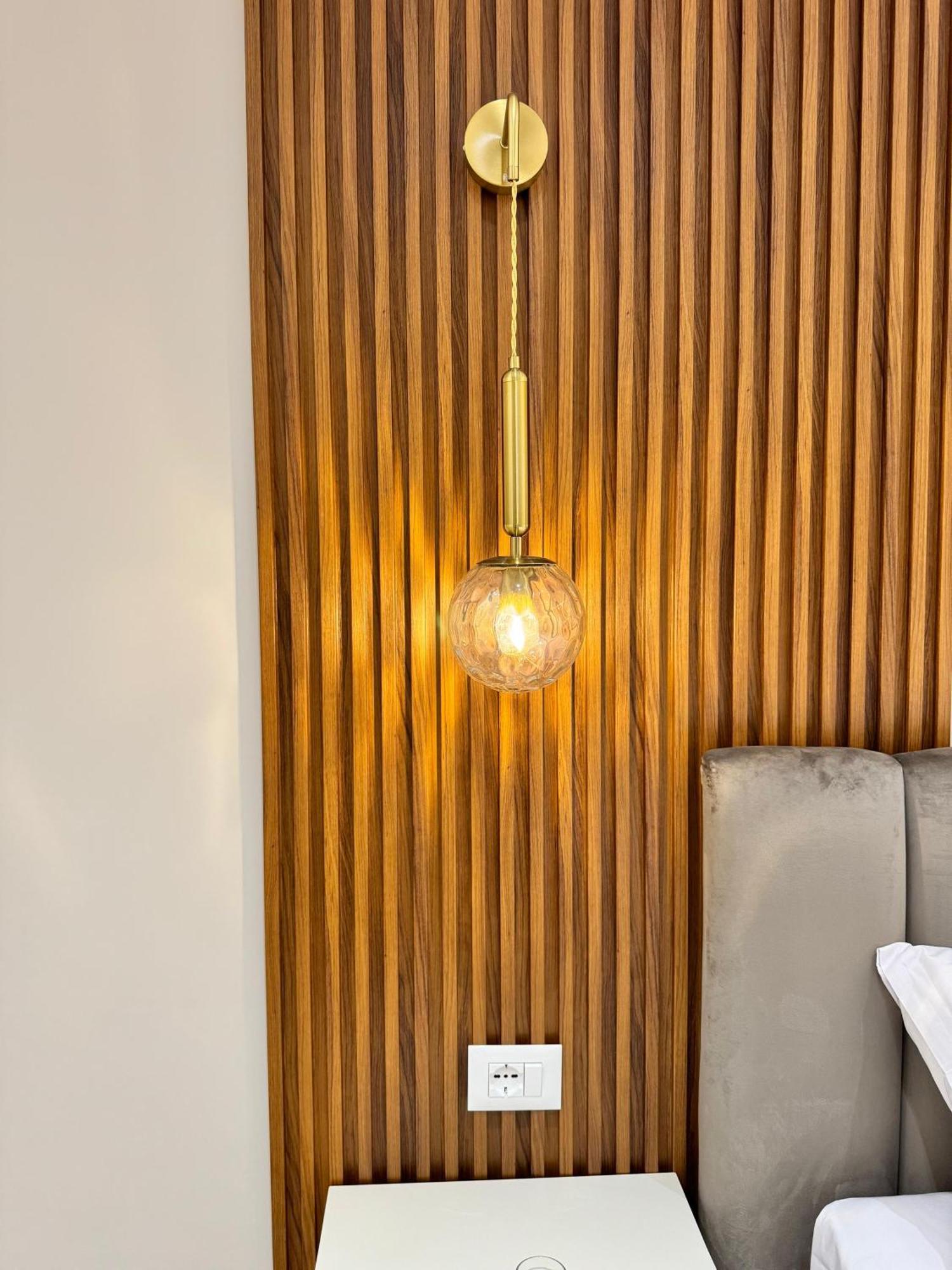 E&R Apartments At Myslym Shyri Tiranë Ngoại thất bức ảnh